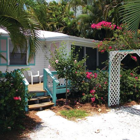 Gulf Breeze Cottages Санибел Экстерьер фото