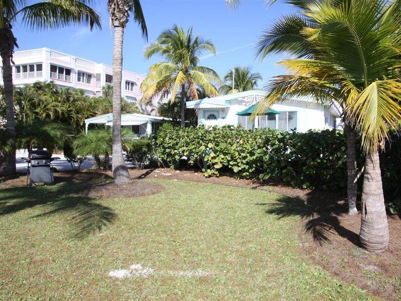 Gulf Breeze Cottages Санибел Экстерьер фото