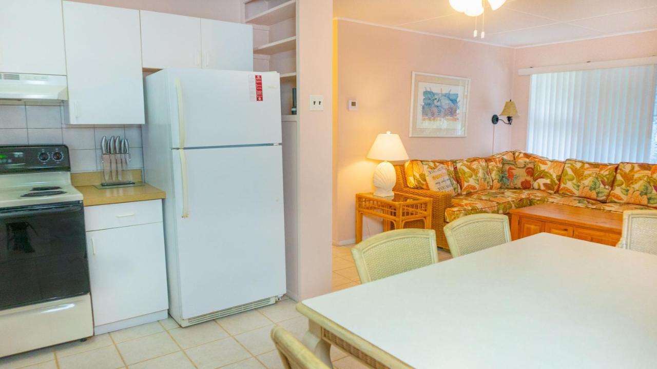 Gulf Breeze Cottages Санибел Экстерьер фото