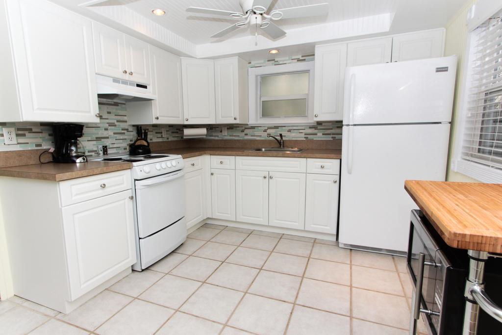 Gulf Breeze Cottages Санибел Экстерьер фото