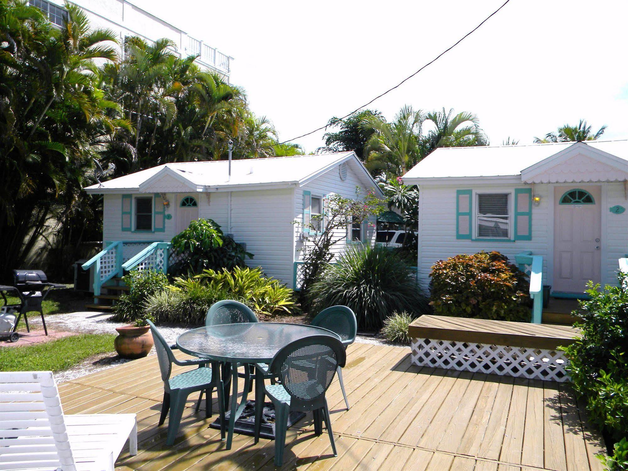 Gulf Breeze Cottages Санибел Экстерьер фото