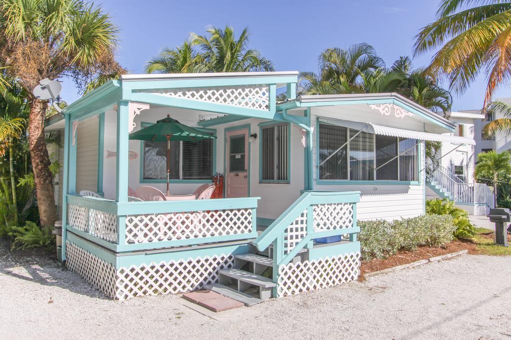 Gulf Breeze Cottages Санибел Экстерьер фото
