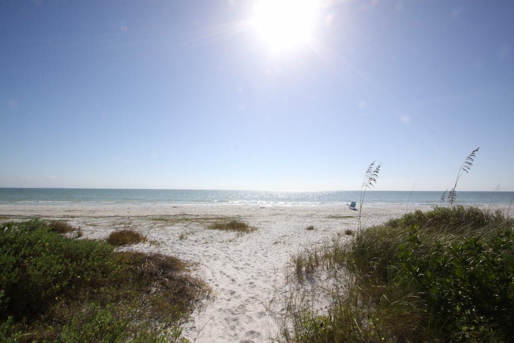 Gulf Breeze Cottages Санибел Экстерьер фото